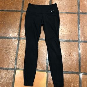 All black nike leggings